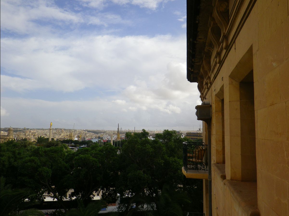 Hotel Phoenicia32